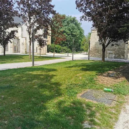 Elegance & Confort - Appart Pres Caves Au Coeur De Reims Exterior photo